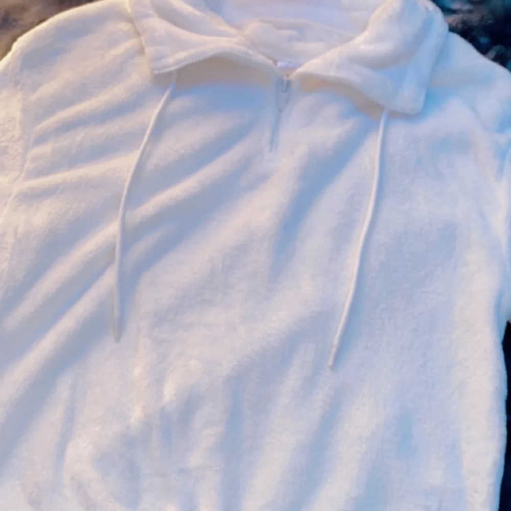 white fuzzy zip up hooded jacket